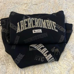 Abercrombie jogger set